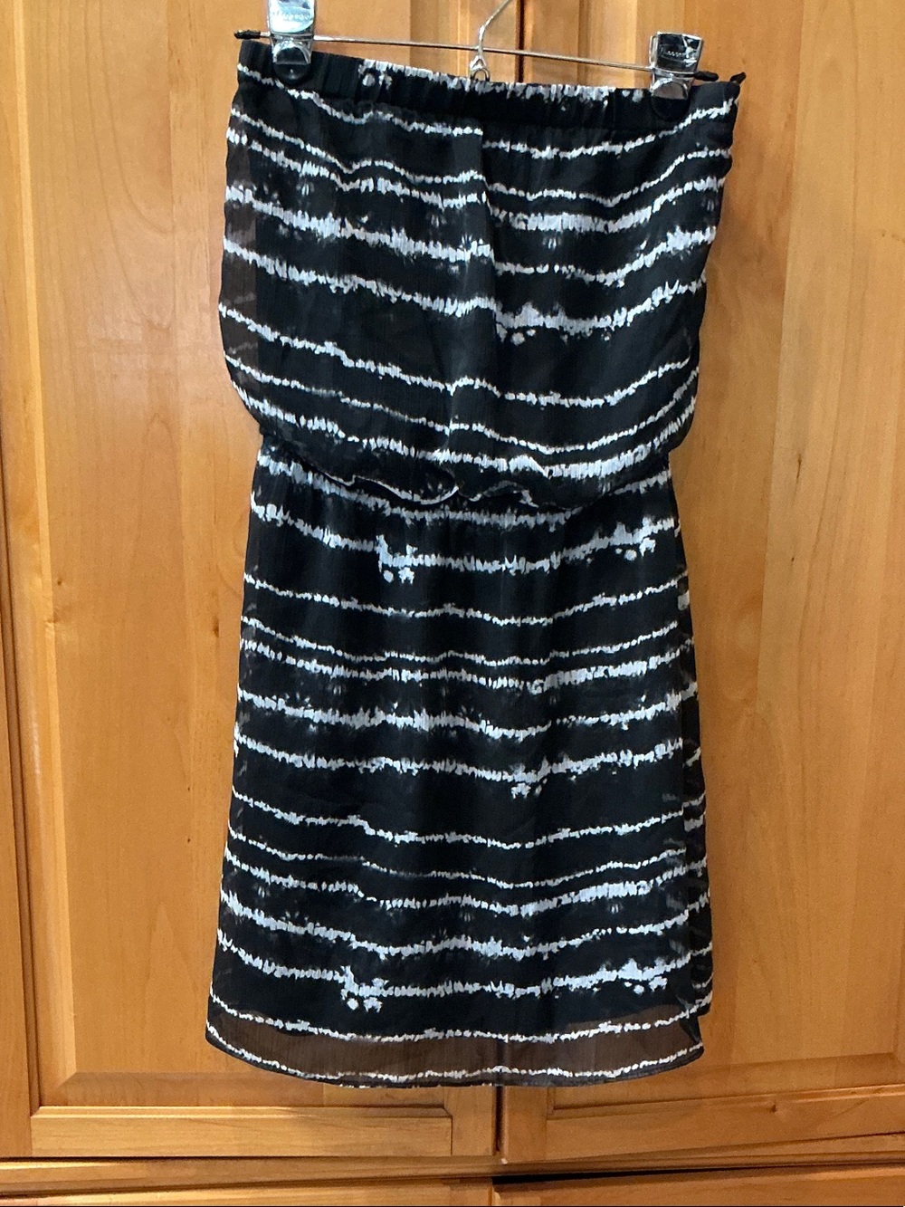 Express Black and White Strapless Blouson Dress
